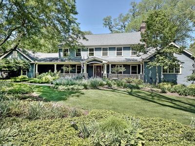 52 Bluff Rd, Trout Valley, IL, 60013