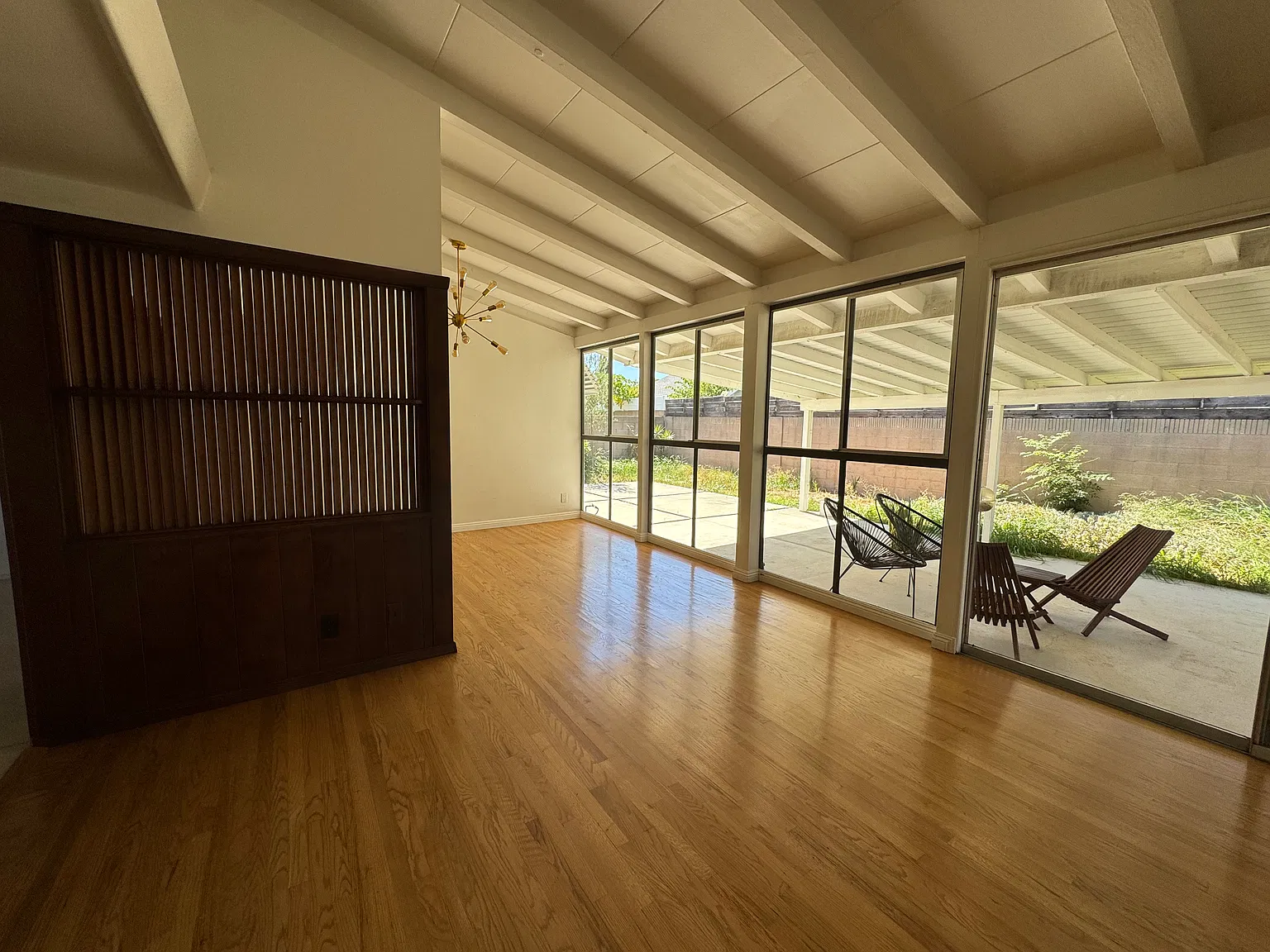 3 bed, 1415 sqft, $4,300 — Photo 3