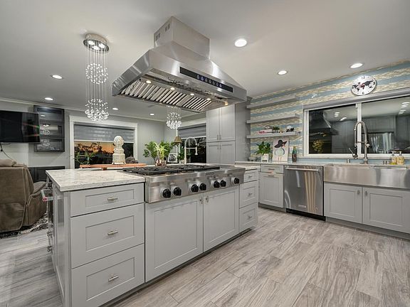 4th image of 3468 Rolph Way