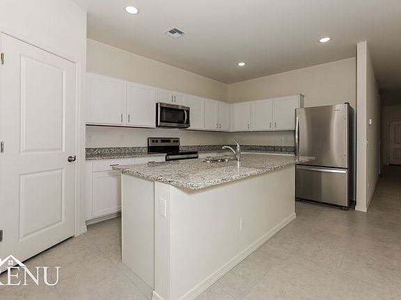4th image of 18405 N Los Gabrieles Way