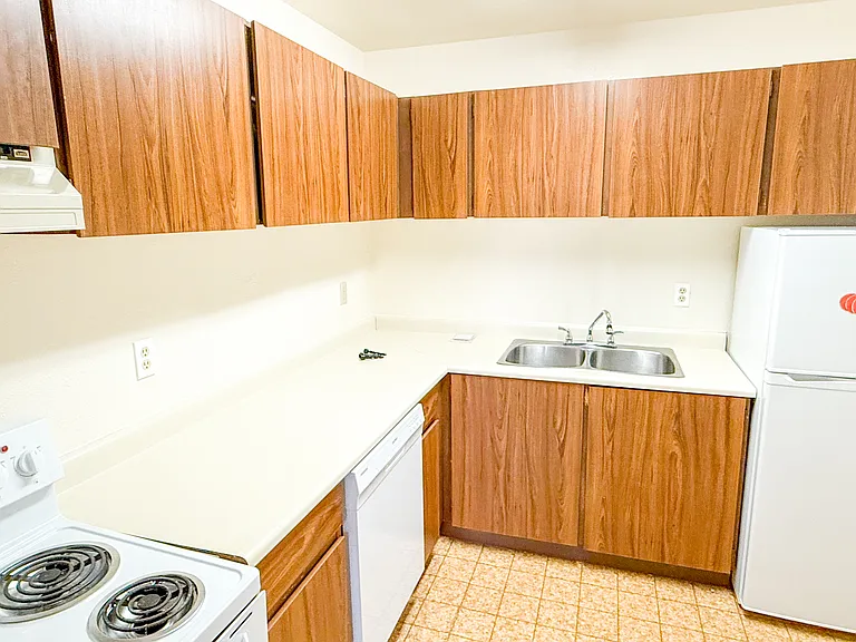3858 Austin Rd W — Photo 13