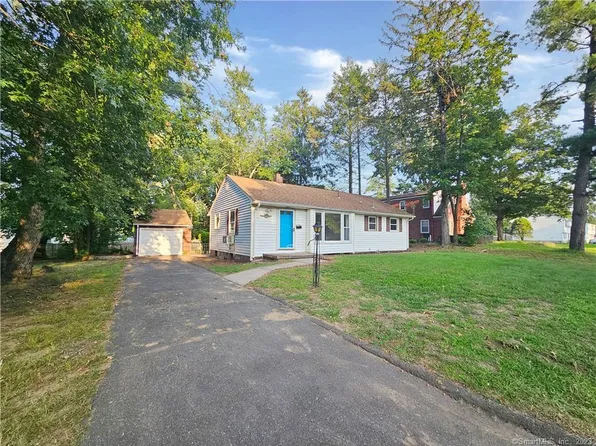 34 Joyce Street, Bloomfield, CT 06002