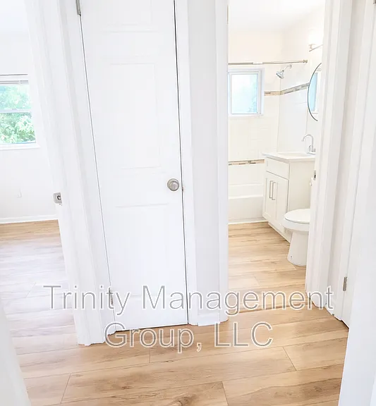 7131 Carlow St — Photo 16