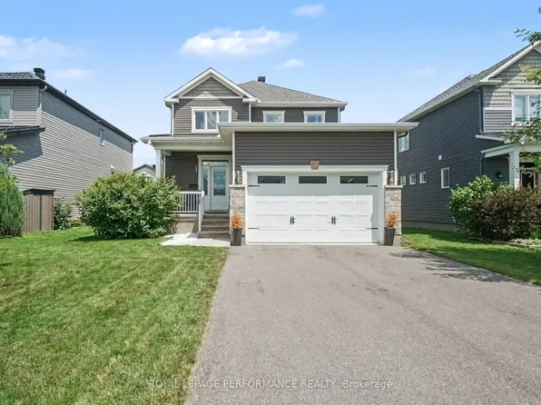 640 Bruxelles St, Russell, ON K0A 1W0