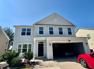 4735 Green Mountain Dr, Charlotte, NC 28215