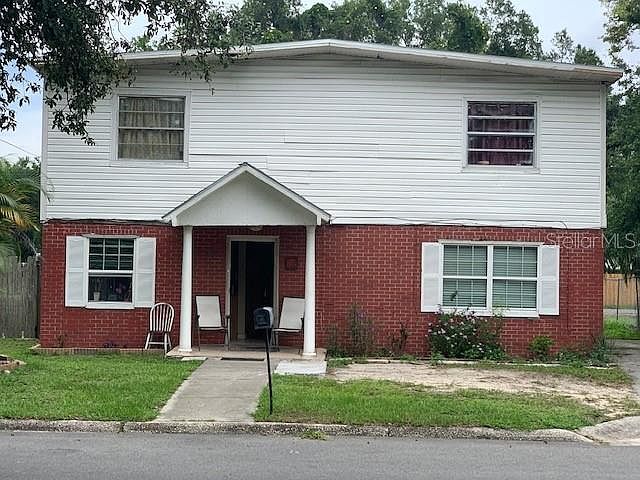 1st image of 205 W 6th St
