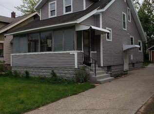 198 W 15th St, Holland, MI