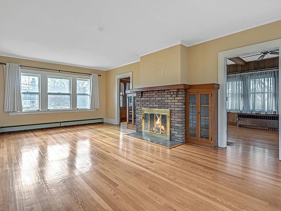 5th image of 279 Westville Ave