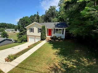 1522 E Crane St, Rossville, GA 30741