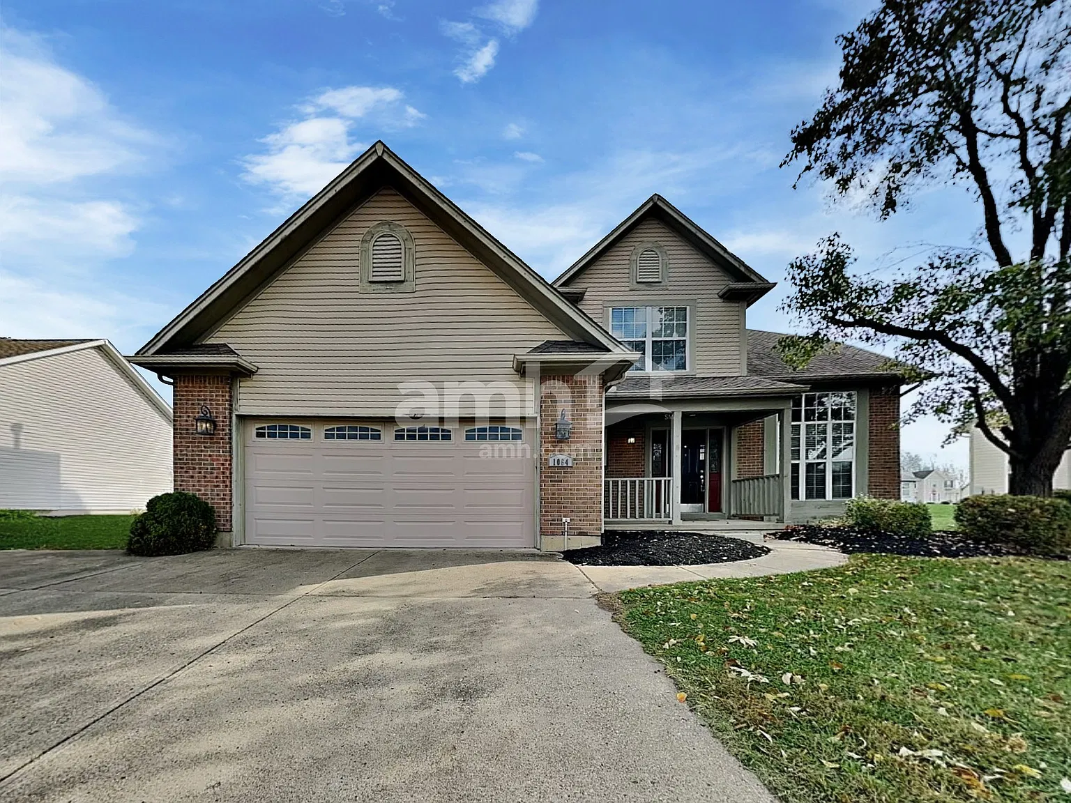 4 bed, 2.5 bath, 2182 sqft, $2,635 — Photo 1