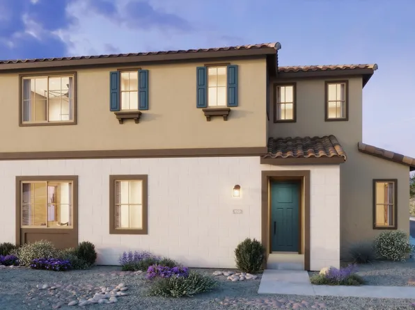 2255 S Swan Court, Gilbert, AZ 85295