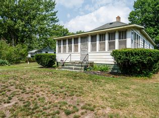 4109 Coloma Rd, Benton Harbor, MI 49022