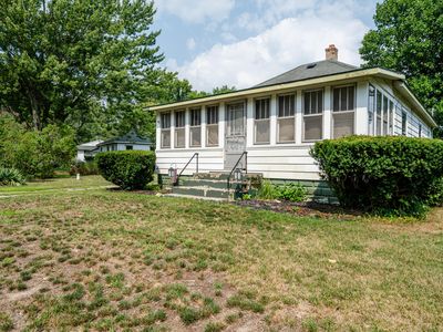 4109 Coloma Rd, Benton Harbor, MI, 49022