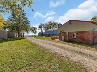 49823 780th Ave, Hector, MN 55342