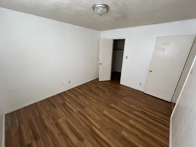 12200 Candelaria Rd NE #D — Photo 7