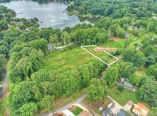 3043 Bass Dr, Sherrills Ford, NC 28673