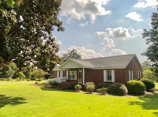 950 Crawley Rd, Omega, GA 31775