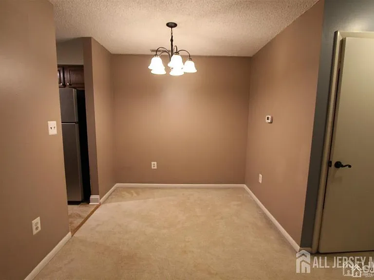 1508 Ravens Crest Dr — Photo 13