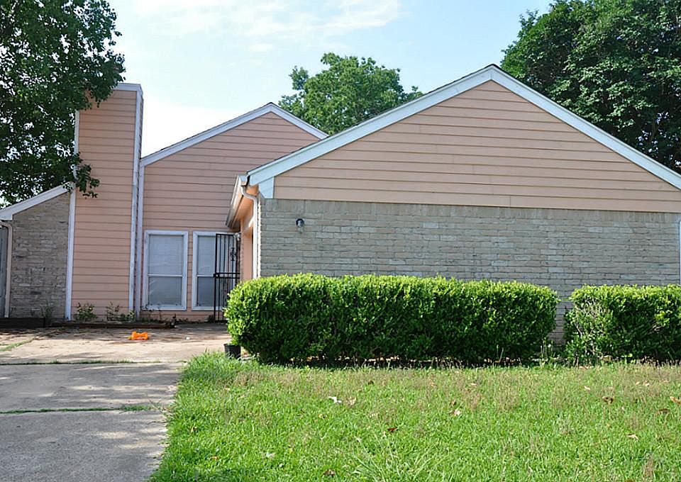 1st image of 9519 Stroud Dr