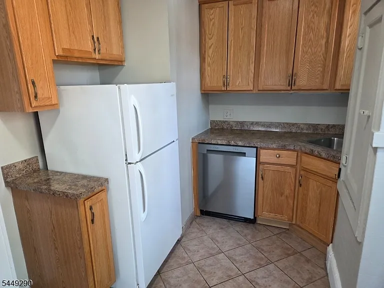 22 Seymour St #6 — Photo 20