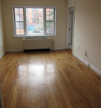 5th image of 1438 31st Dr APT 3