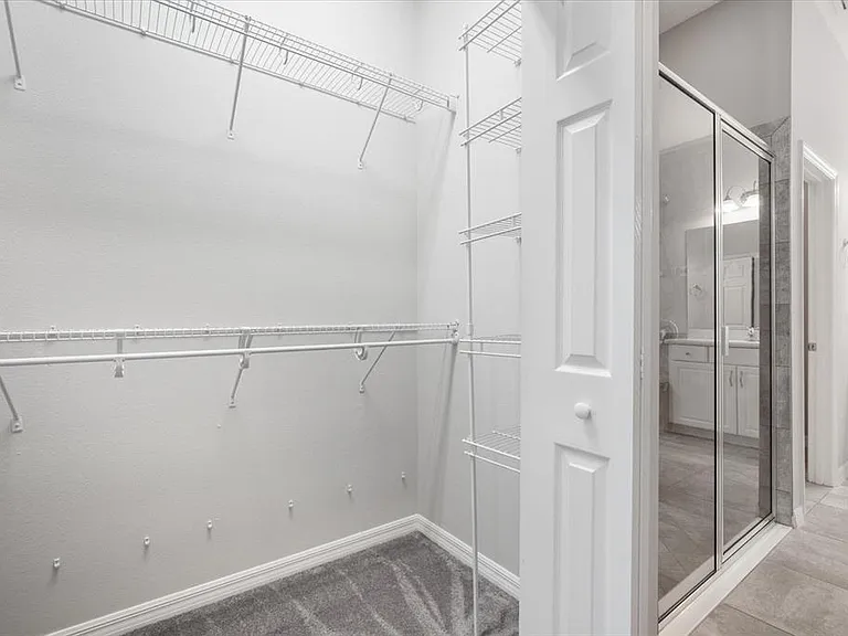 6523 Watson Rd — Photo 18