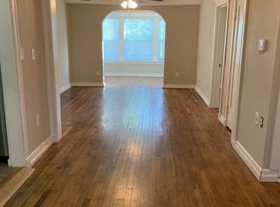 912 E 39th St APT 1W, Kansas City, MO 64109