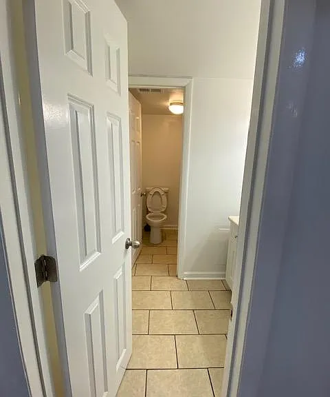 bathroom1
