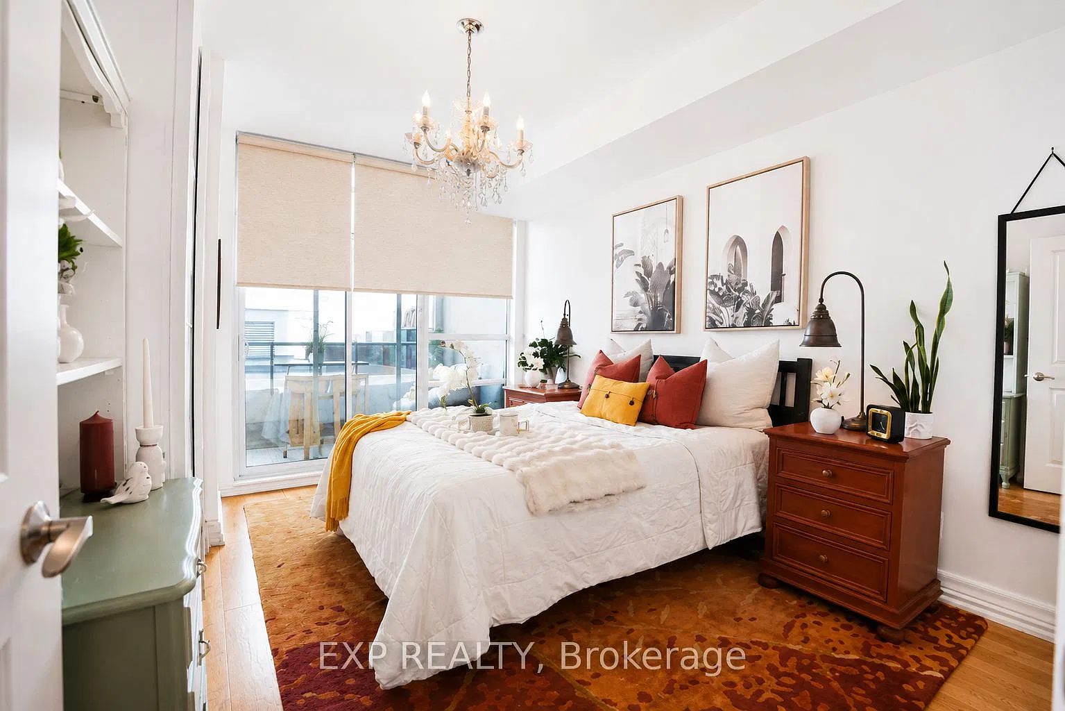 2 bed, $2,500 — Photo 1