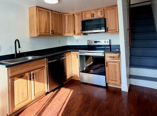 96 Center St #1-2, Wolfeboro, NH 03894