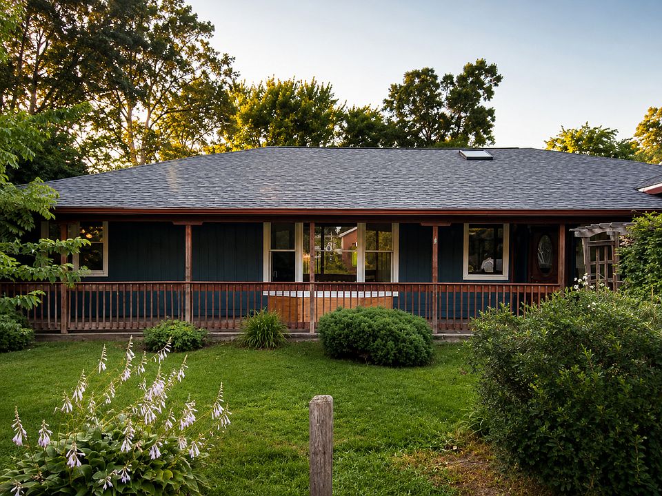 1st image of 518 Rae Ave