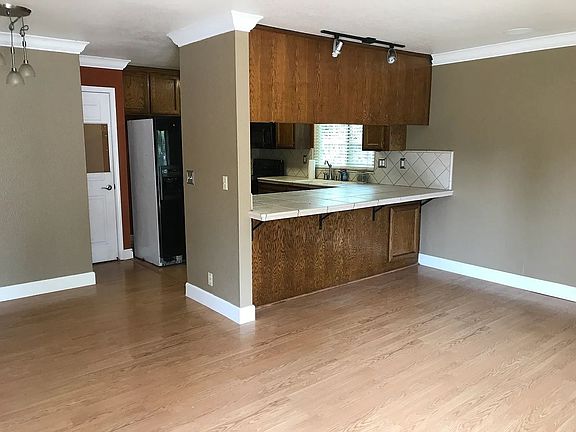 2nd image of 8660 Blue Jay Way
