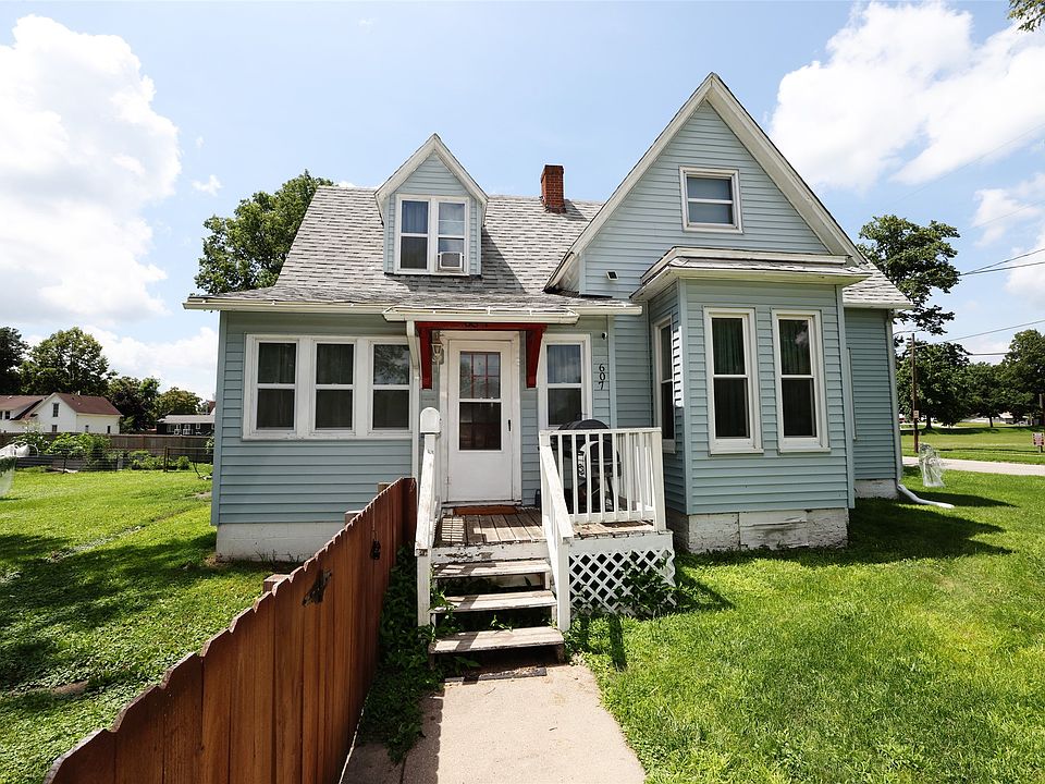 1st image of 607 Clay St