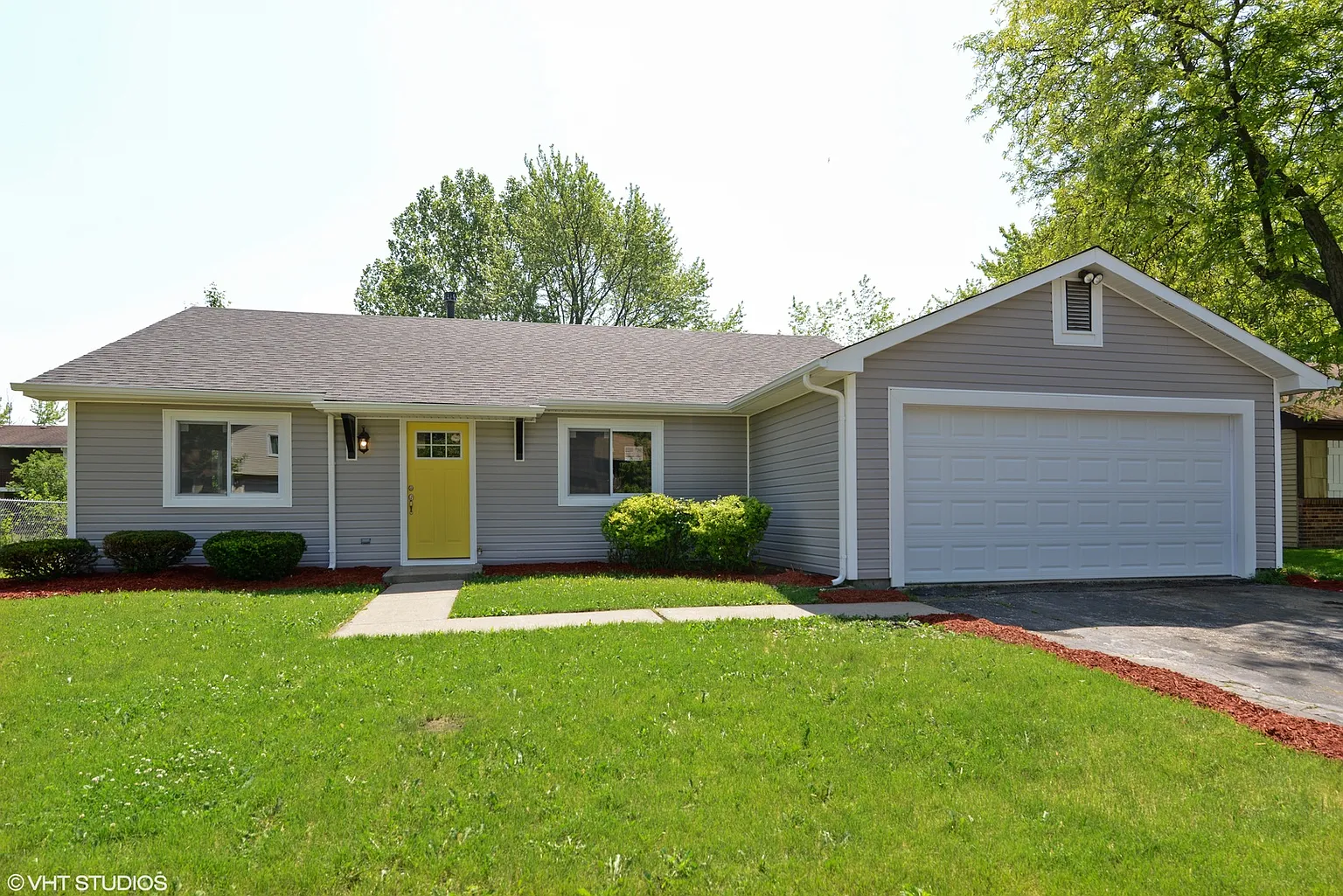 107 Oriole Rd photo 1