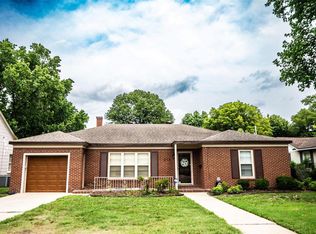 212 W 10th St, Caruthersville, MO 63830