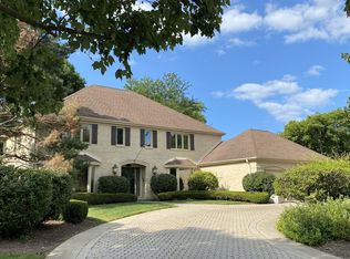 307 Whytegate Ct, Lake Forest, IL 60045