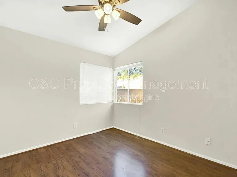 242 Bartlett Ln — Photo 12