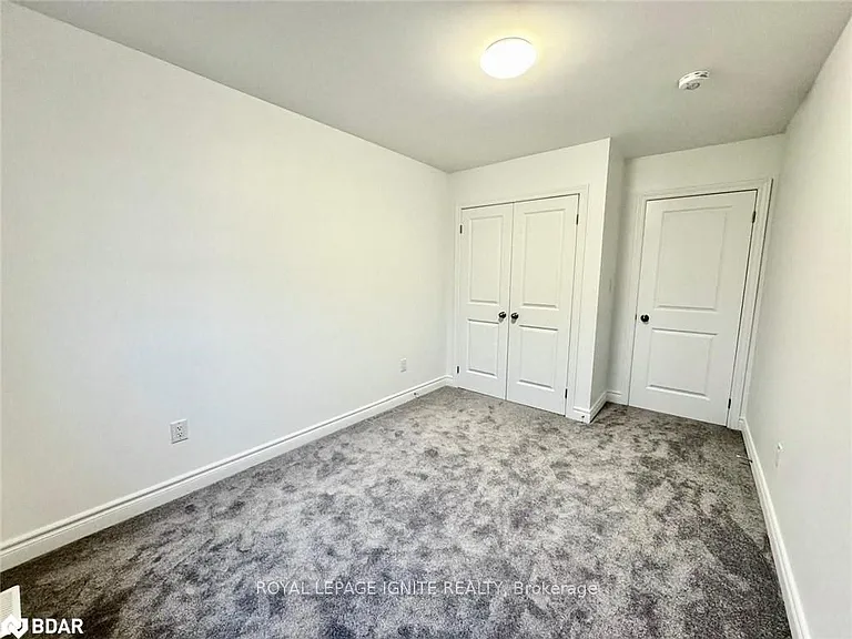1 Millcreek Dr — Photo 17