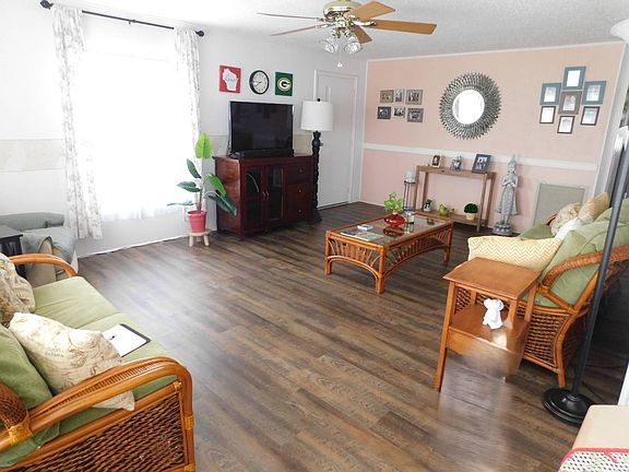 2nd image of 1510 Ariana St Lot 31