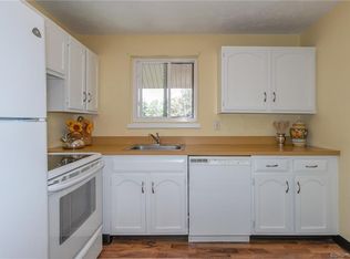 25 Amato Dr APT D, South Windsor, CT 06074