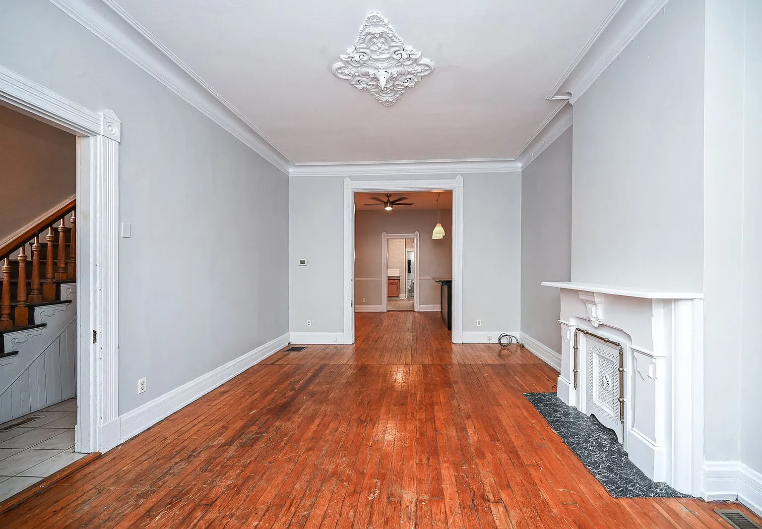 7 bed, 2.0 bath, 2906 sqft, $4,995 — Photo 4