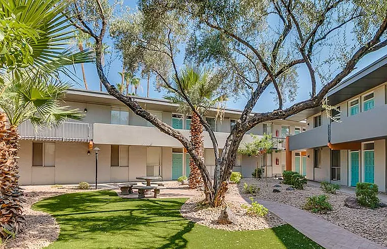 The Venue on Camelback Apartments — Photo 18