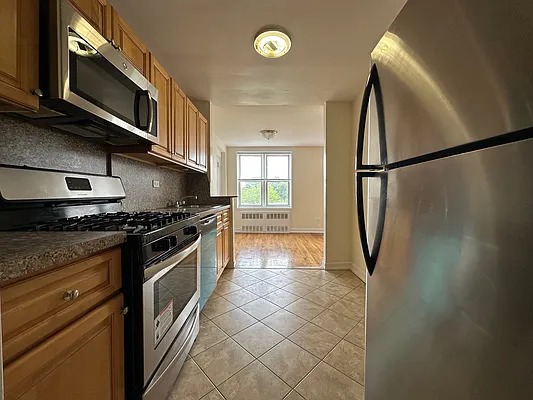 Rented by Contact Realty of NYC | media 27