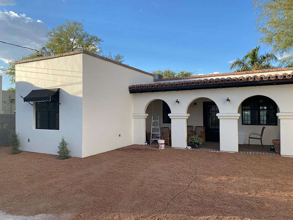 1st image of 2340 E Drachman St #2
