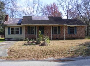 1062 Robin Hood Ave, Sumter, SC 29153