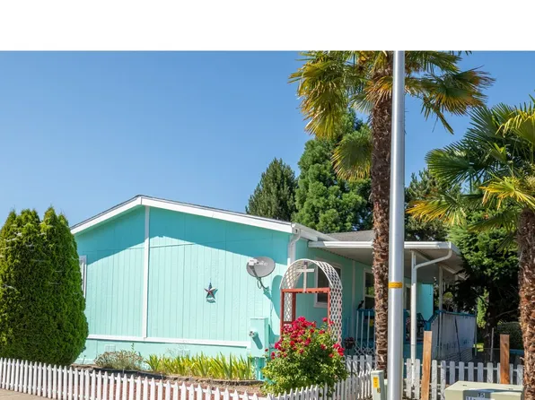 172 Trout Loop, Roseburg, OR 97471