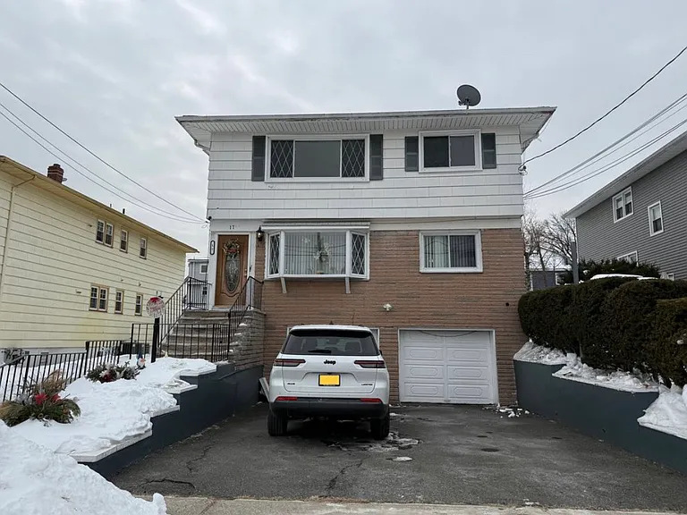 Rose Ave — Photo 6