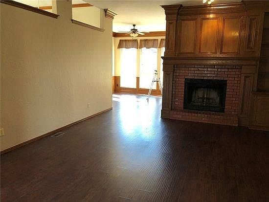 5th image of 621 Greenfield Dr