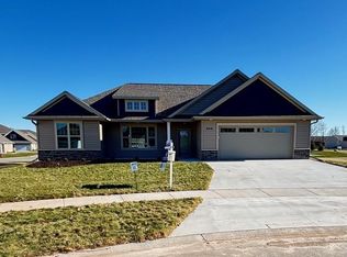 N9316 Gemstone Ct, Appleton, WI 54915