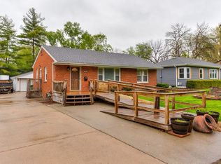 6513 Center St, Windsor Heights, IA 50324